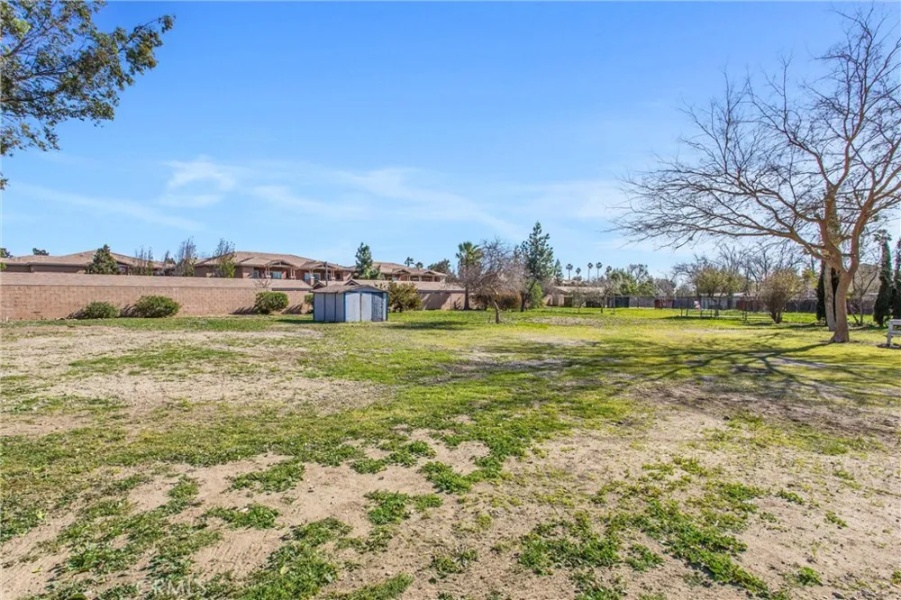 193 Maple Avenue Fontana, CA 92335