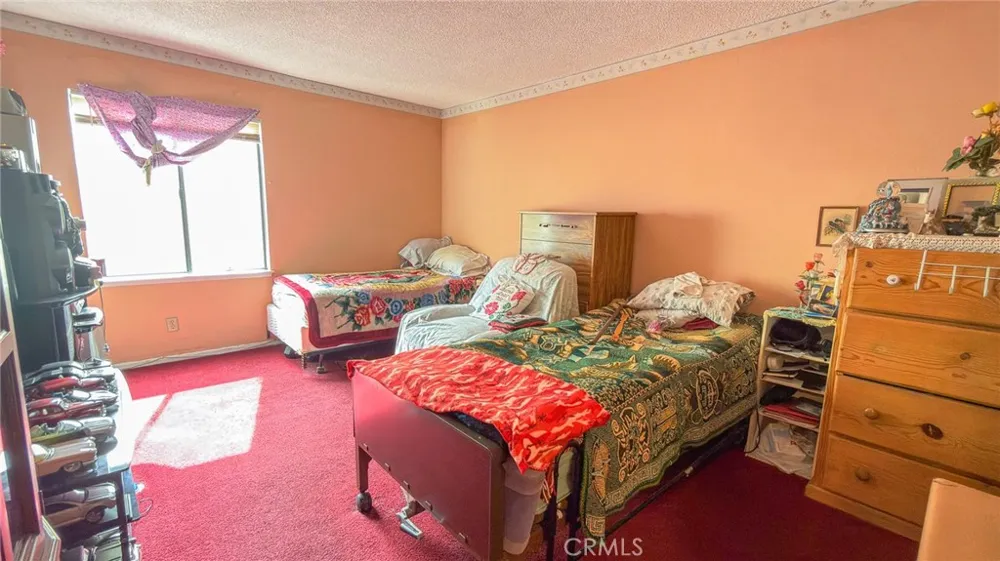 700 W 3rd #314 Santa Ana, CA 92701