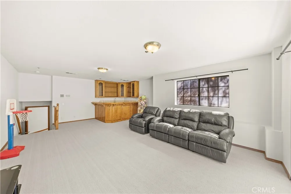 15930 Esquilime Chino Hills, CA 91709