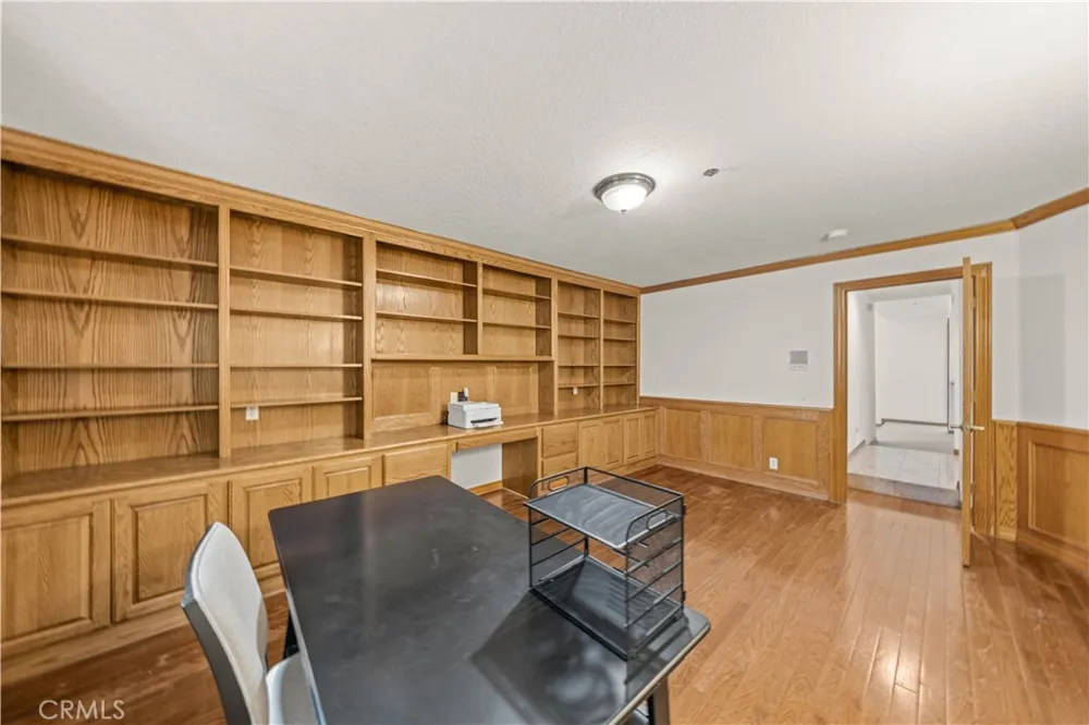 15930 Esquilime Chino Hills, CA 91709