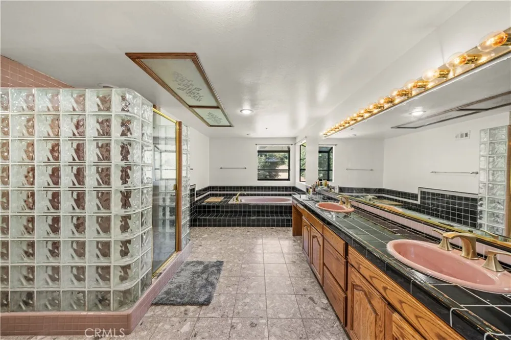 15930 Esquilime Chino Hills, CA 91709