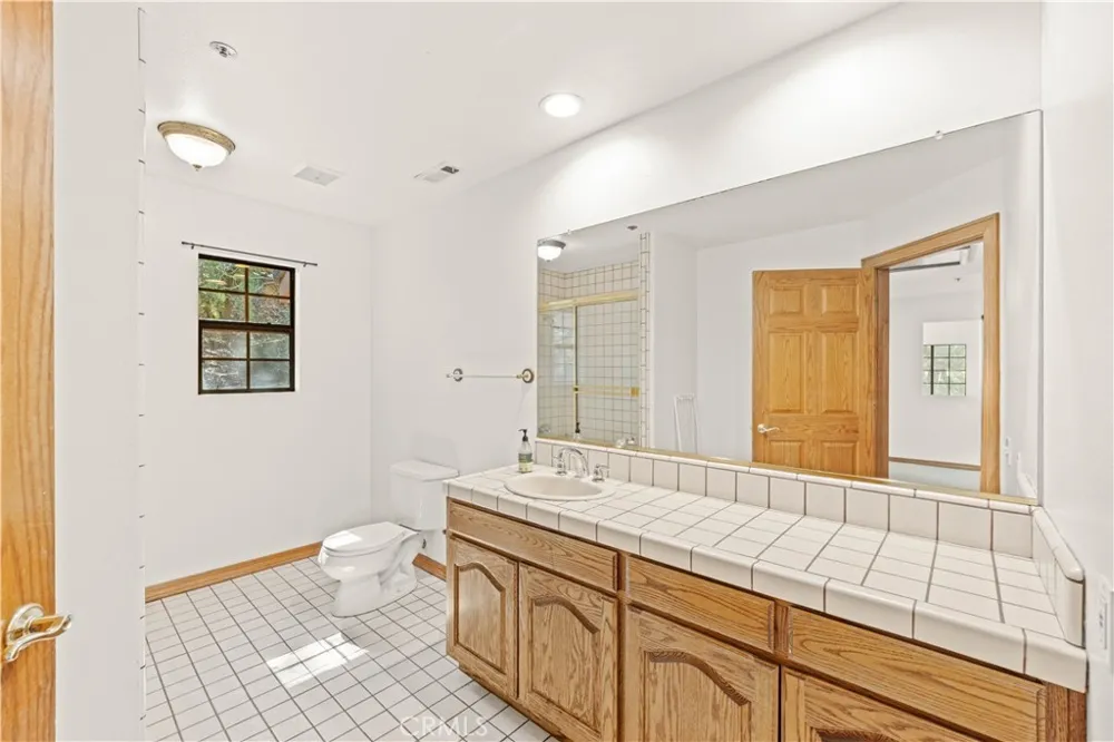 15930 Esquilime Chino Hills, CA 91709