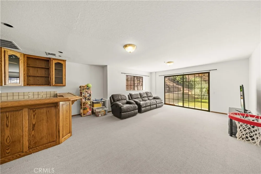 15930 Esquilime Chino Hills, CA 91709