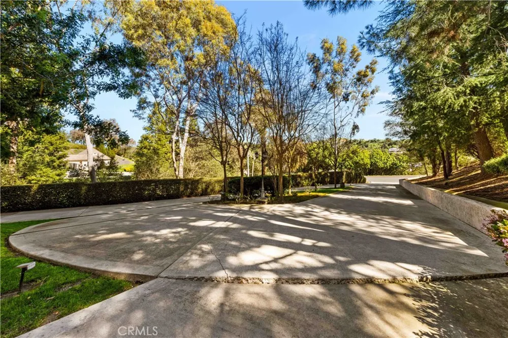 15930 Esquilime Chino Hills, CA 91709