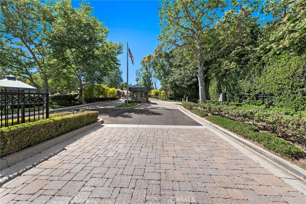 10262 St Cloud North Tustin, CA 92705