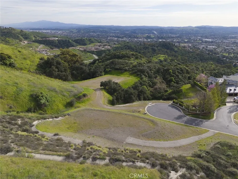 685 Gordon Highlands Road Glendora, CA 91741