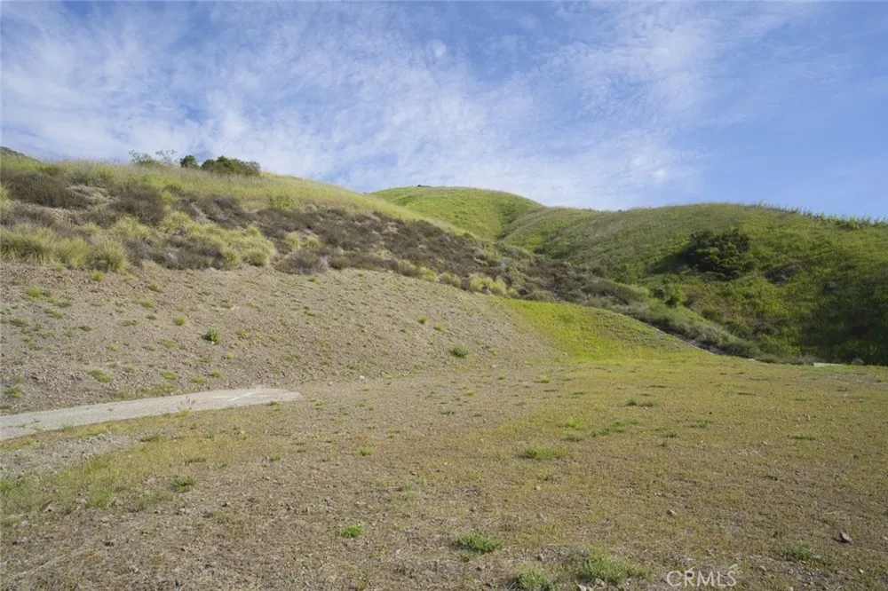 685 Gordon Highlands Road Glendora, CA 91741
