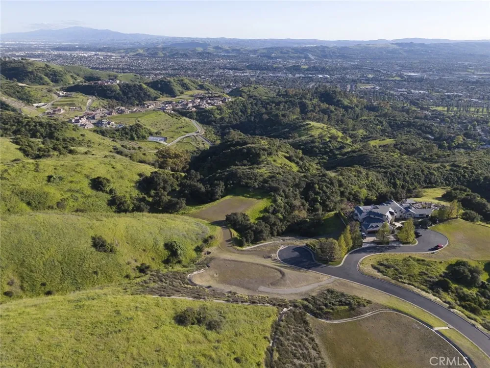 685 Gordon Highlands Road Glendora, CA 91741