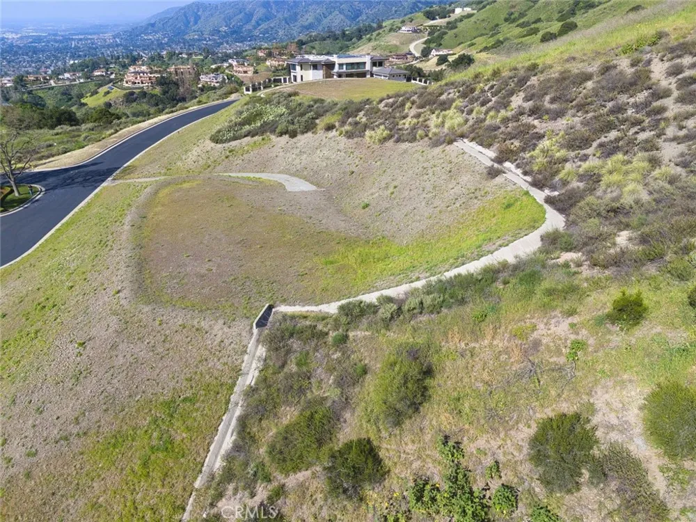 685 Gordon Highlands Road Glendora, CA 91741