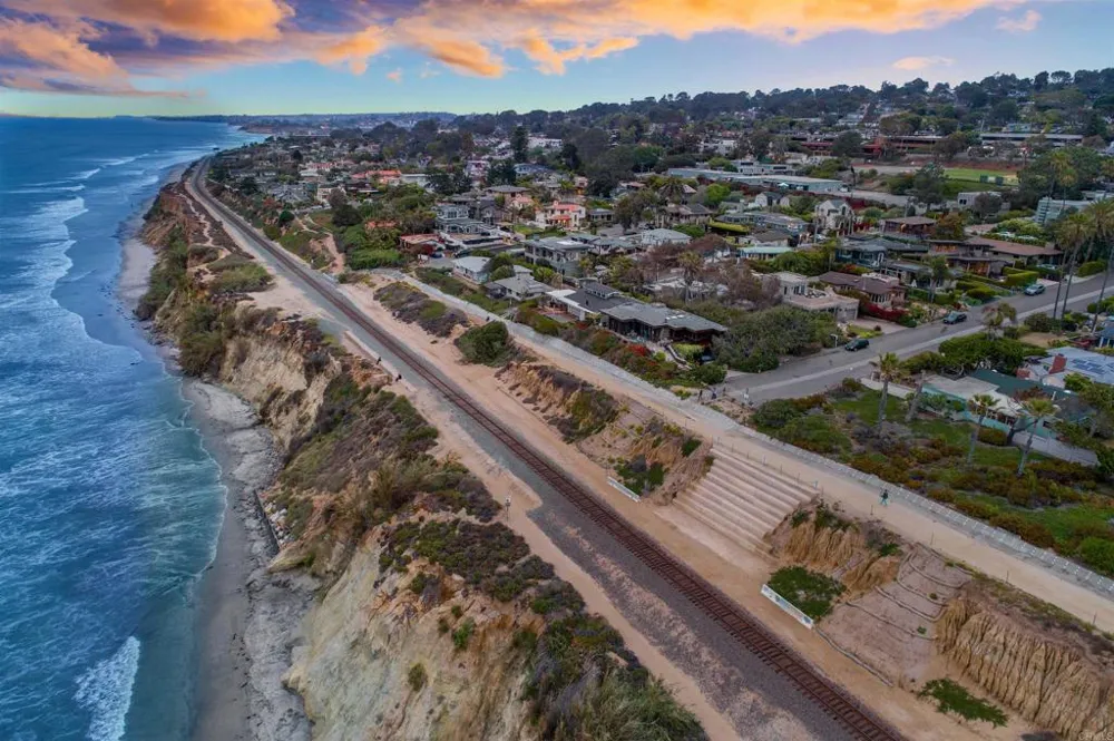 152 7th Street Del Mar, CA 92014