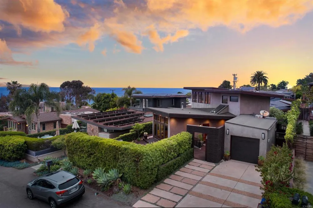 152 7th Street Del Mar, CA 92014