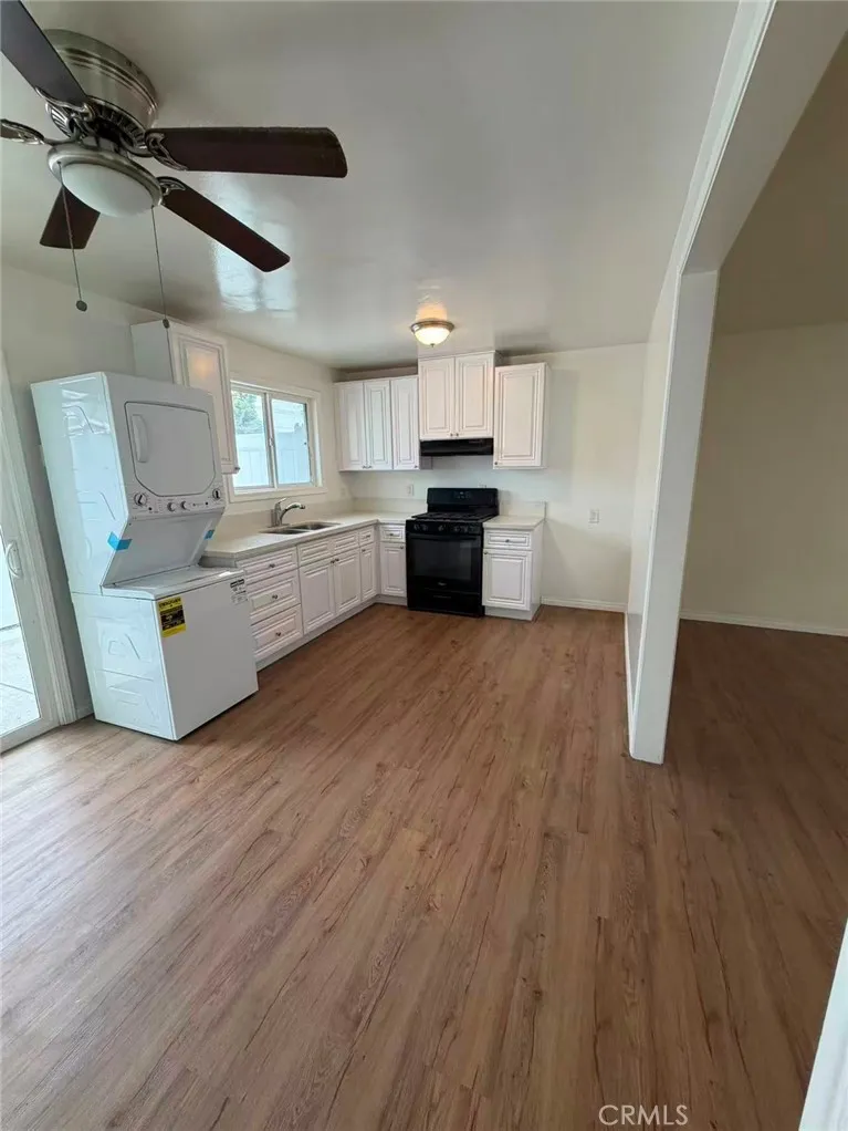 15821 S Myrtle Tustin, CA 92780