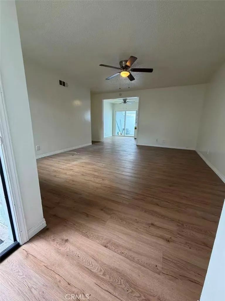 15821 S Myrtle Tustin, CA 92780