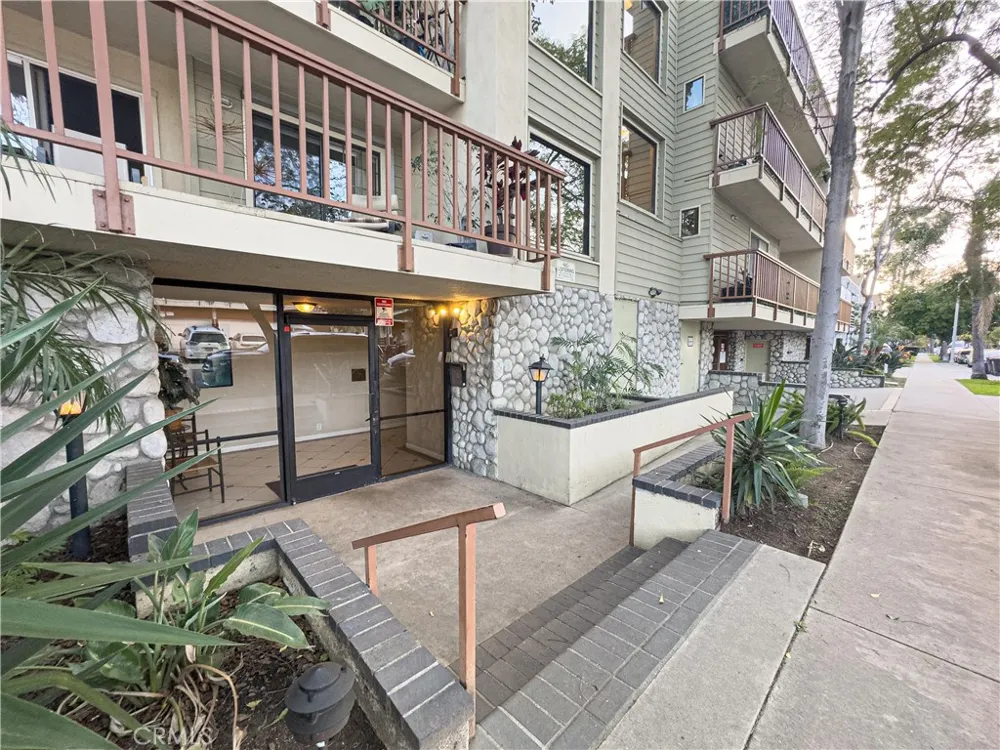 3516 E Ransom Street #204 Long Beach, CA 90804