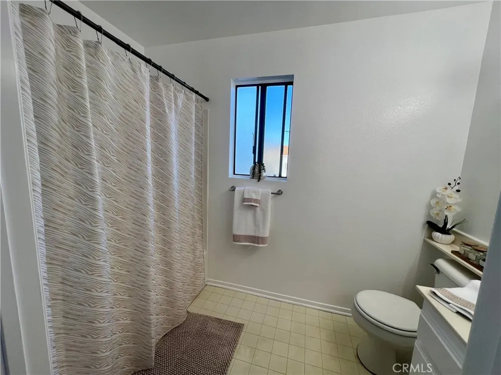 3516 E Ransom Street #204 Long Beach, CA 90804