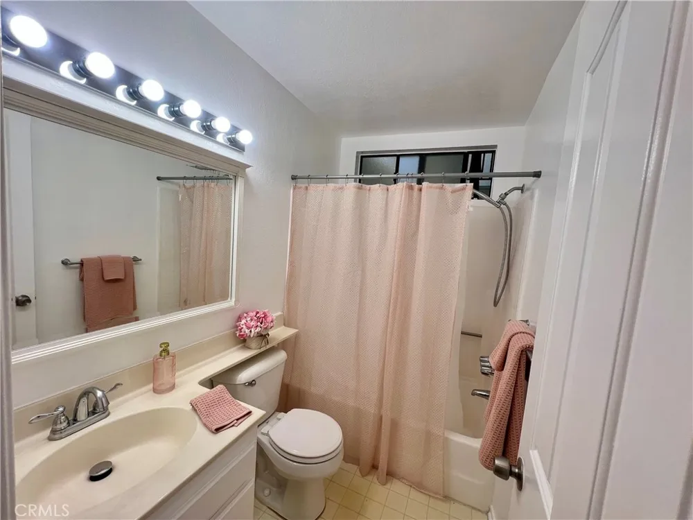 3516 E Ransom Street #204 Long Beach, CA 90804