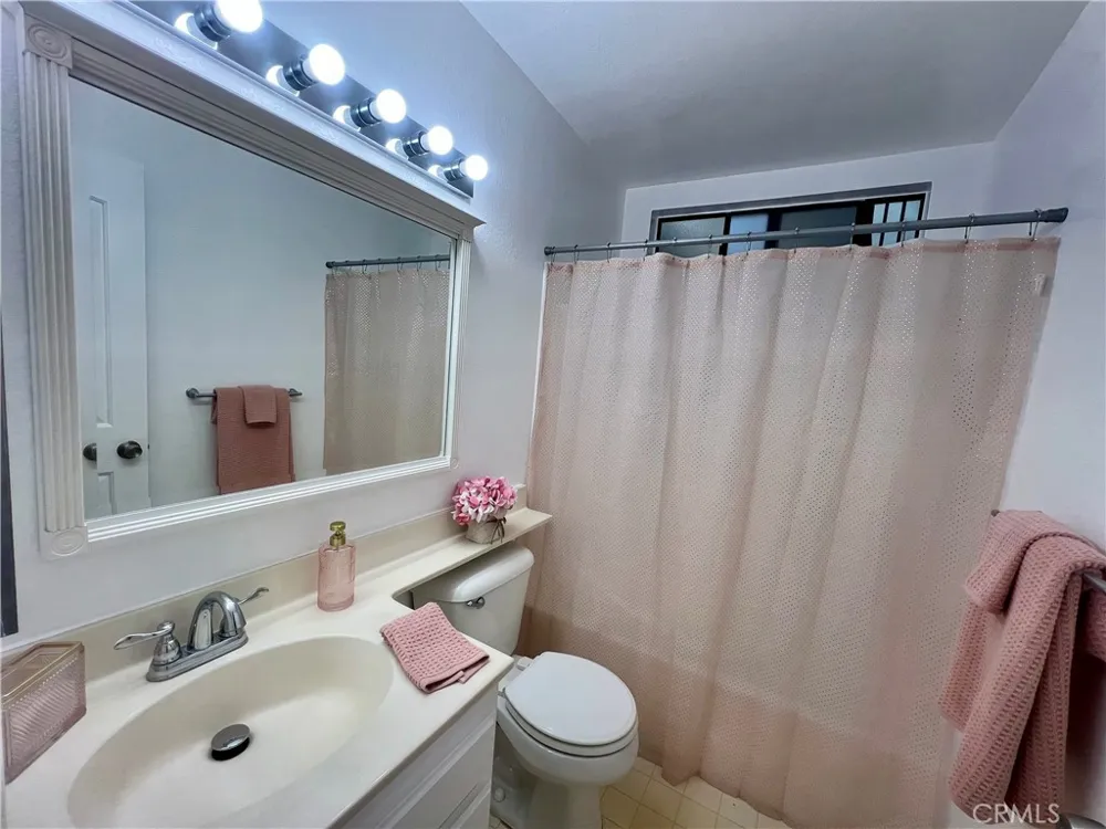 3516 E Ransom Street #204 Long Beach, CA 90804