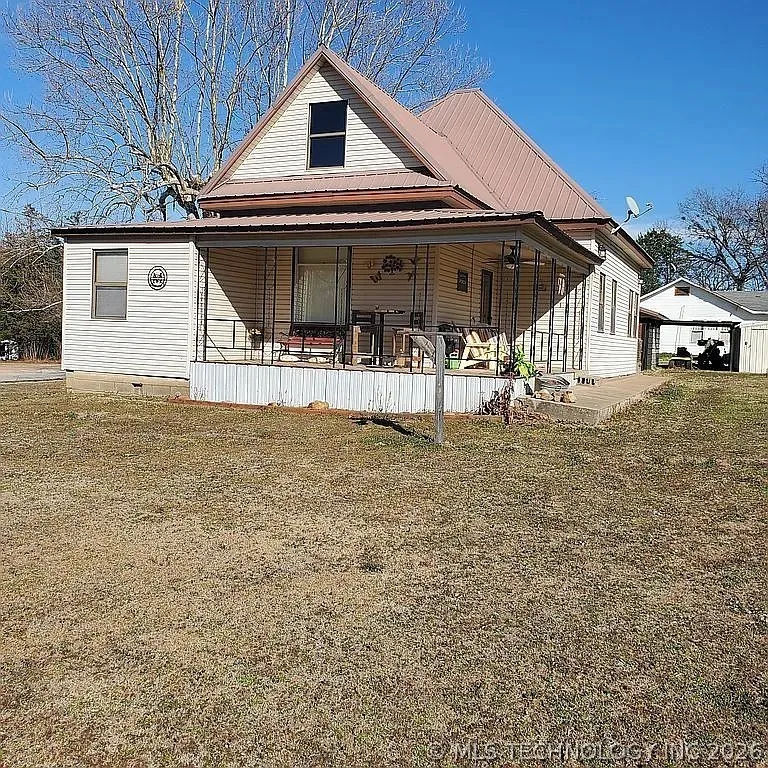 504 S Seminole Weleetka, OK 74880