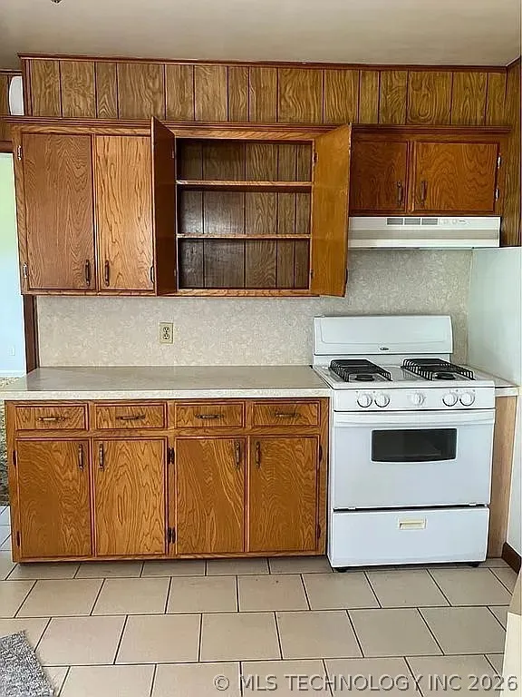 504 S Seminole Weleetka, OK 74880