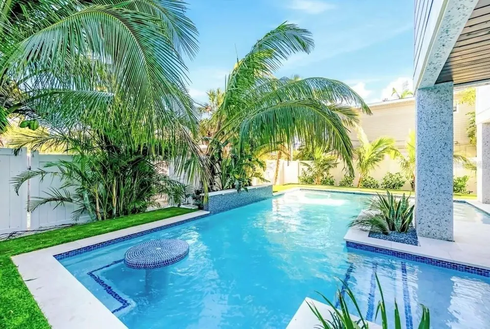 2403 AVENUE C Bradenton Beach, FL 34217