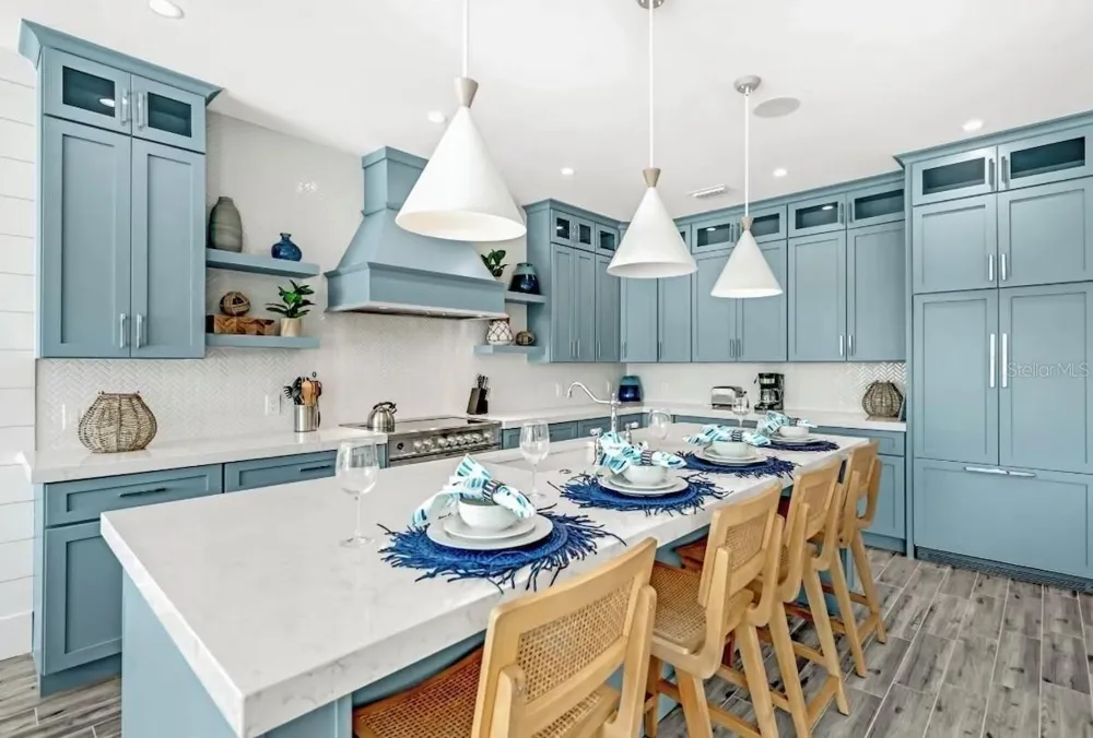 2403 AVENUE C Bradenton Beach, FL 34217