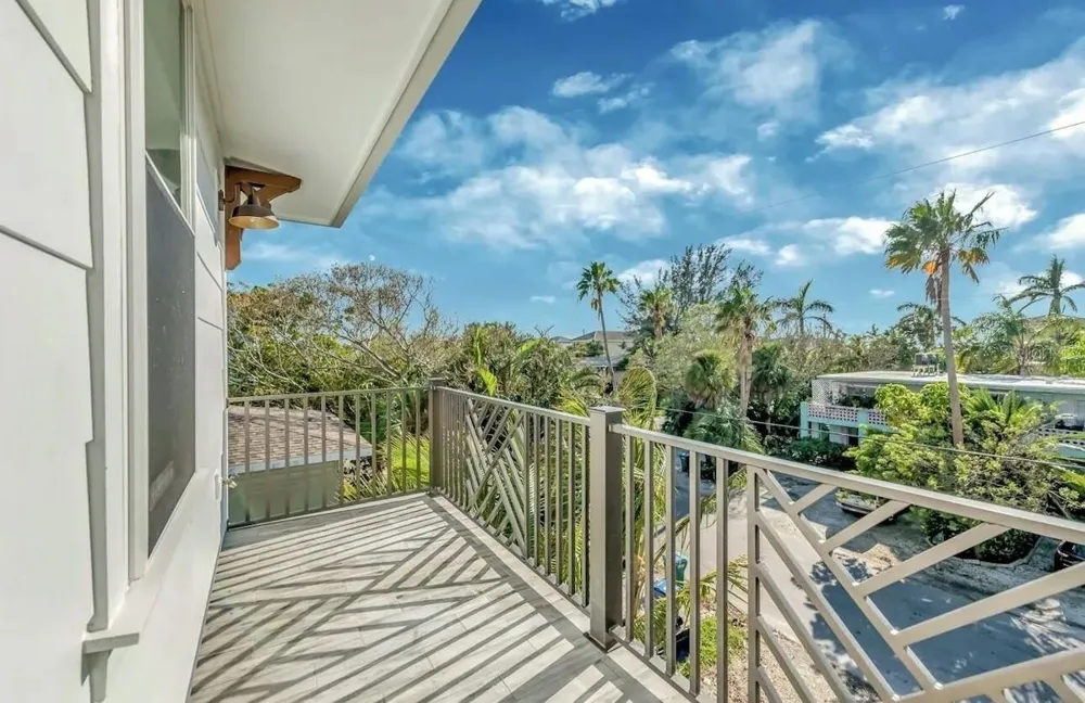 2403 AVENUE C Bradenton Beach, FL 34217
