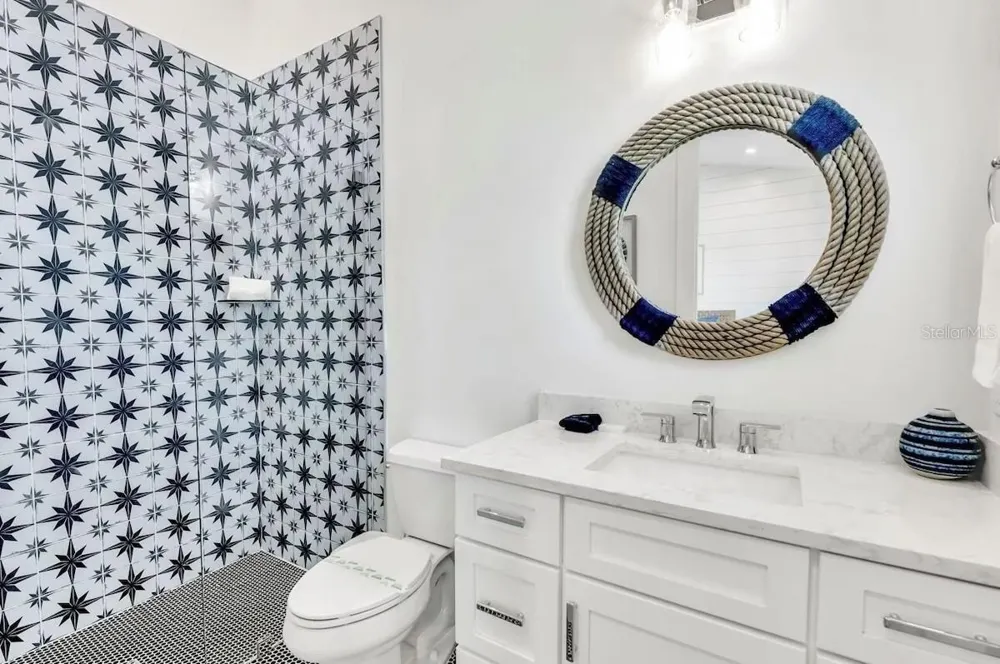 2403 AVENUE C Bradenton Beach, FL 34217