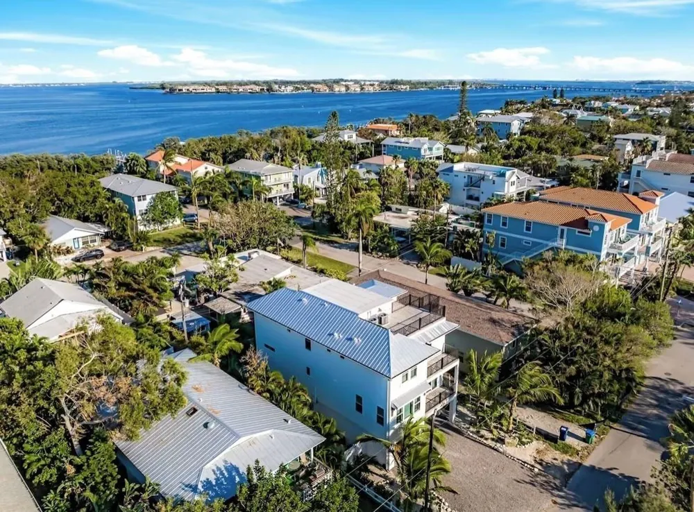 2403 AVENUE C Bradenton Beach, FL 34217