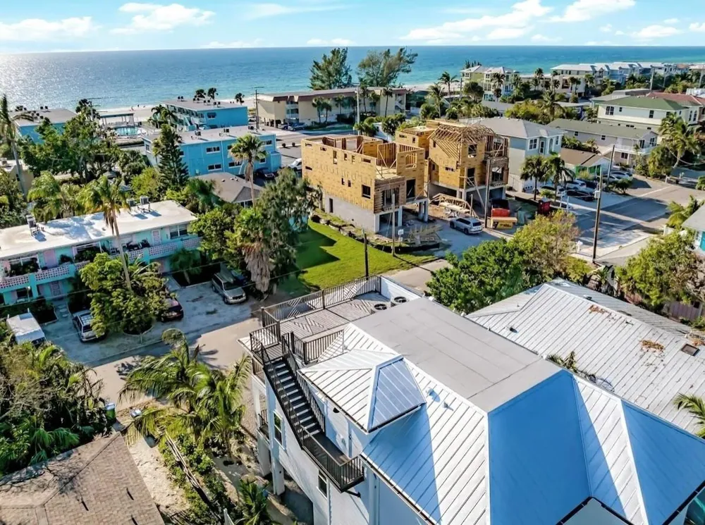 2403 AVENUE C Bradenton Beach, FL 34217