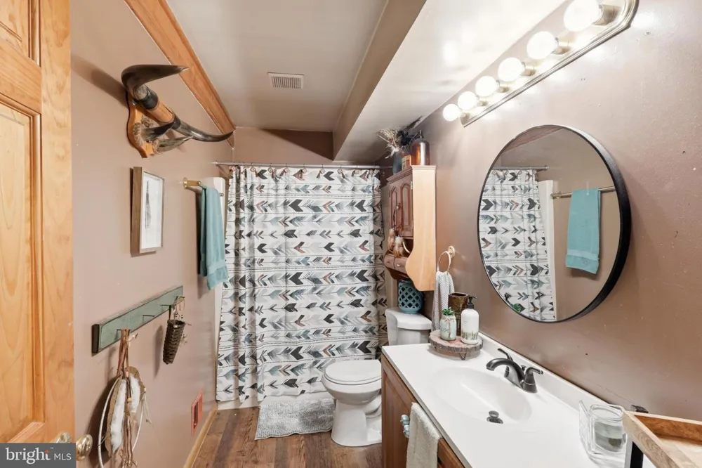8939 HAWBOTTOM ROAD Middletown, MD 21769