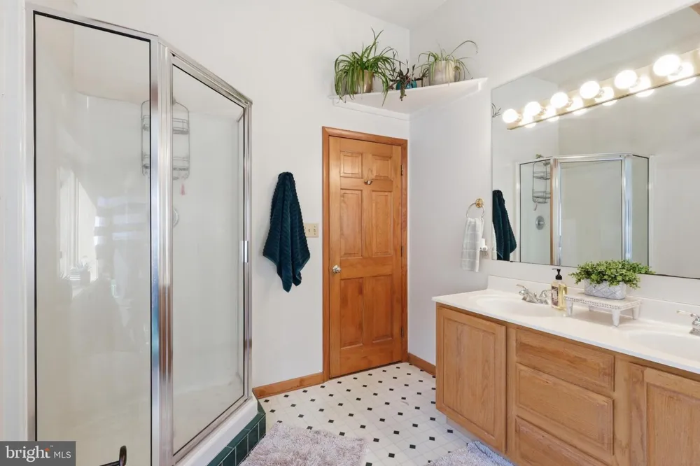 8939 HAWBOTTOM ROAD Middletown, MD 21769