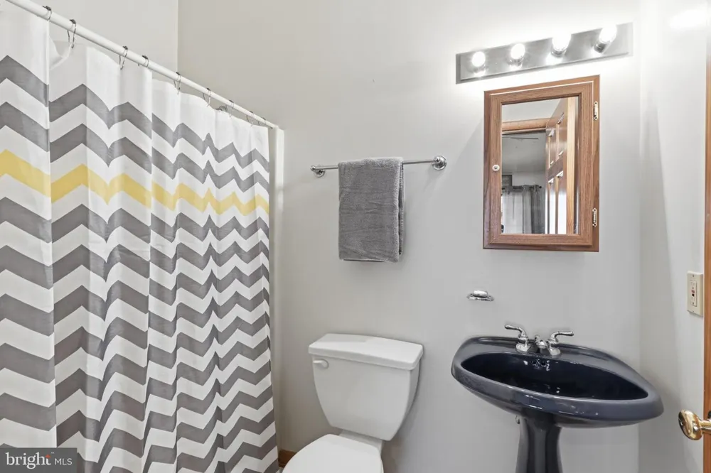 8939 HAWBOTTOM ROAD Middletown, MD 21769