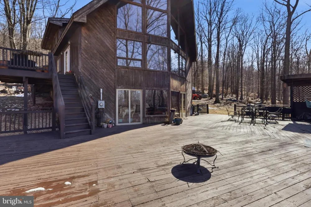 8939 HAWBOTTOM ROAD Middletown, MD 21769