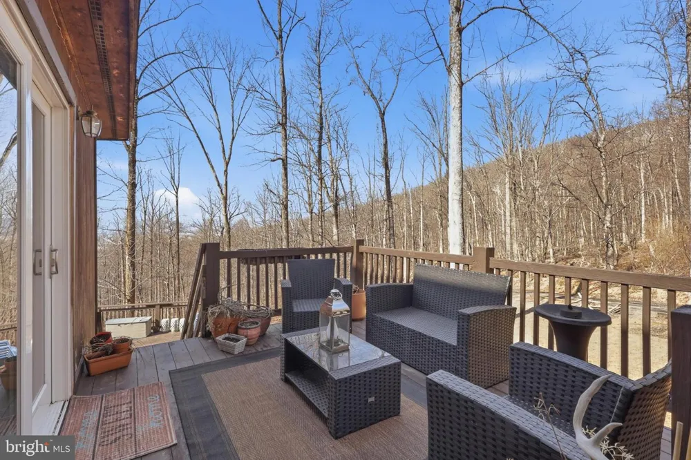 8939 HAWBOTTOM ROAD Middletown, MD 21769