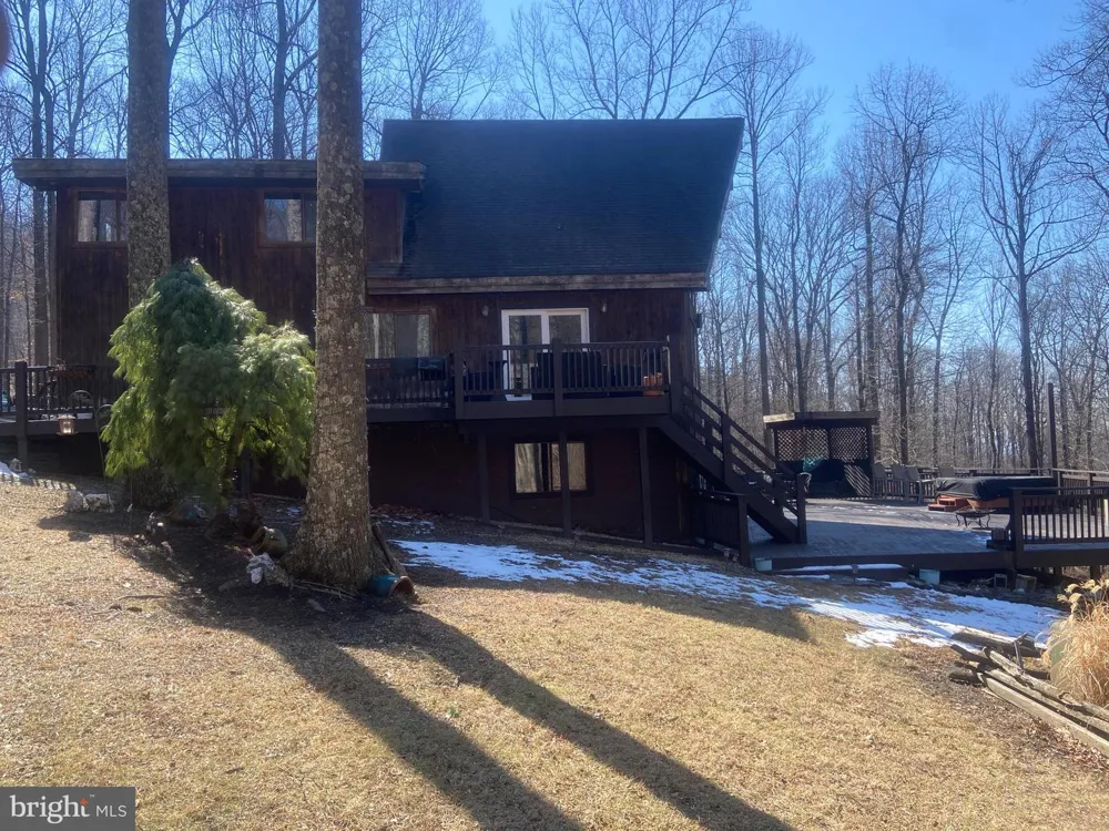 8939 HAWBOTTOM ROAD Middletown, MD 21769