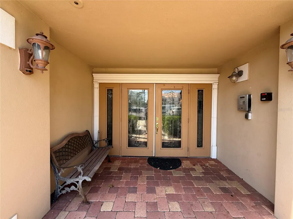 950 BROADWAY #107 Dunedin, FL 34698