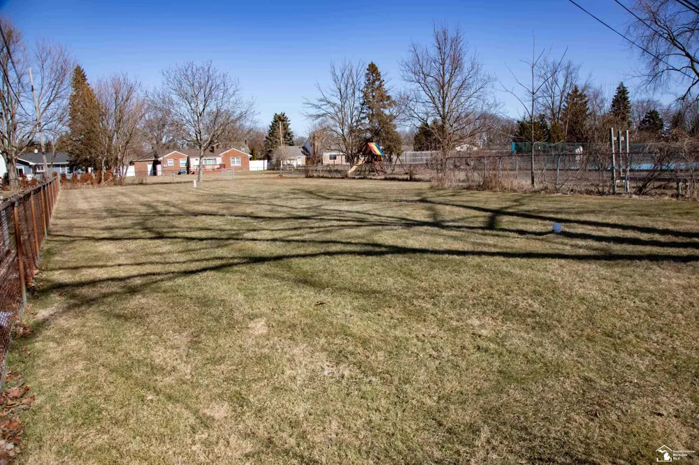 15708 Goddard Road Allen Park City, MI 48101