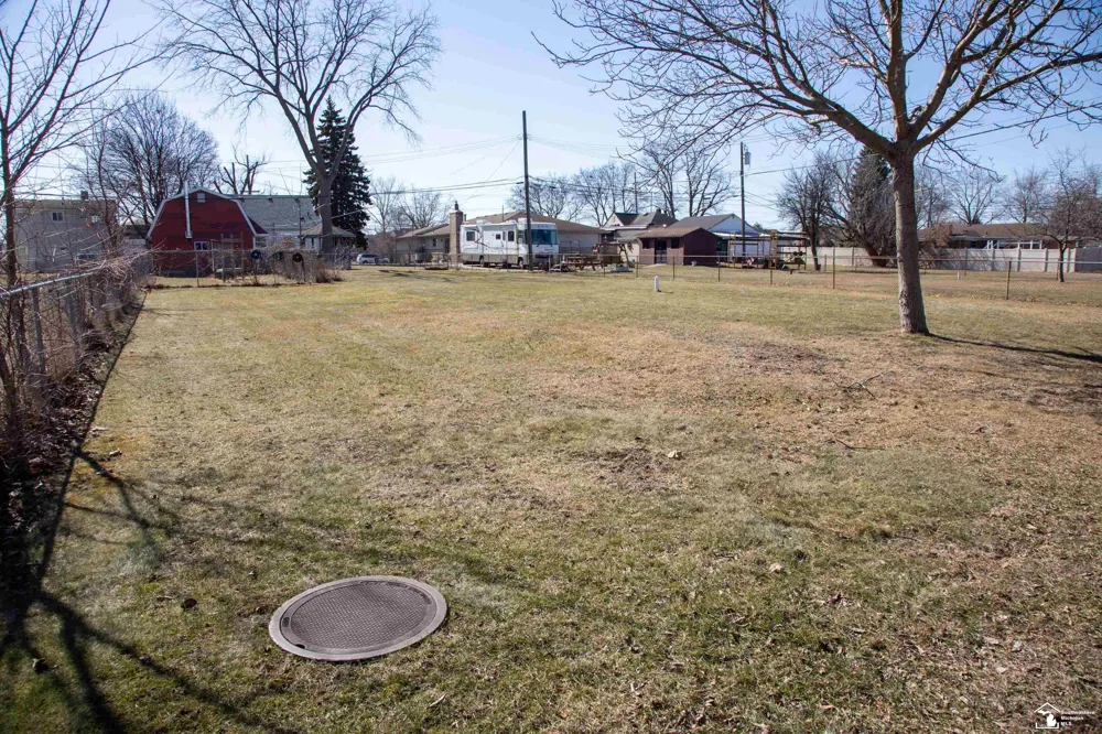 15708 Goddard Road Allen Park City, MI 48101