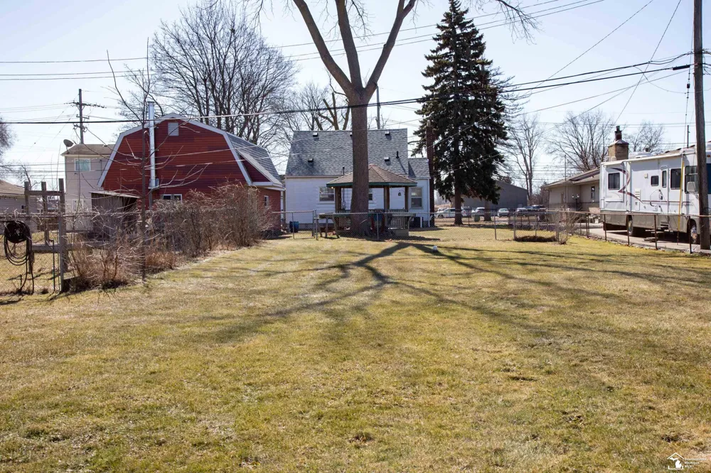 15708 Goddard Road Allen Park City, MI 48101