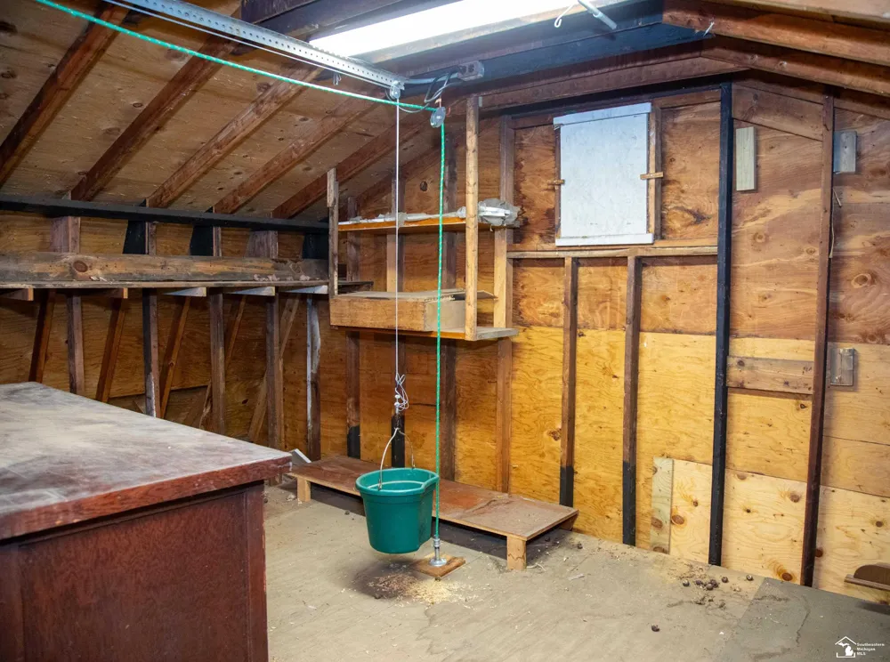 15708 Goddard Road Allen Park City, MI 48101