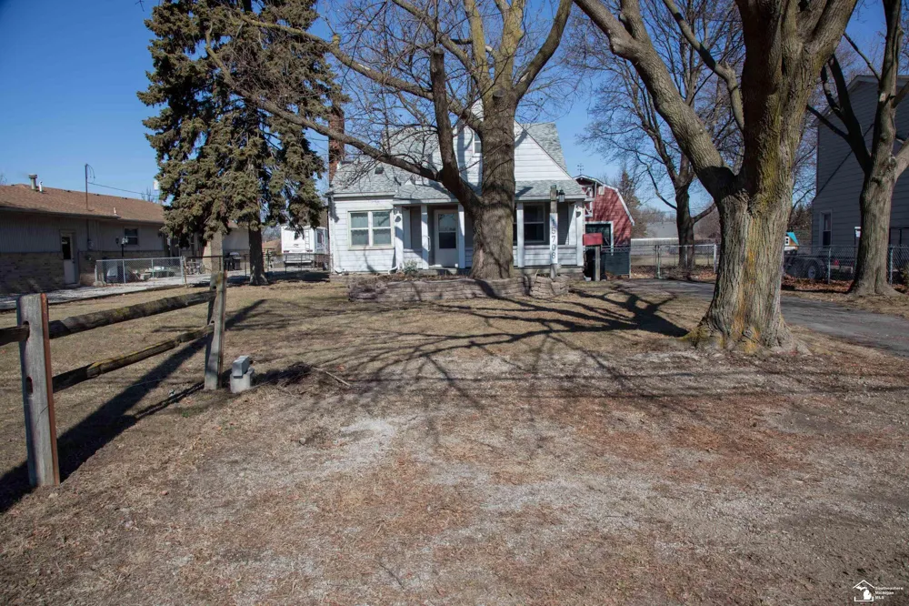 15708 Goddard Road Allen Park City, MI 48101