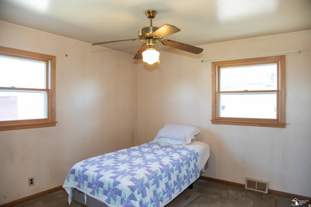 15708 Goddard Road Allen Park City, MI 48101