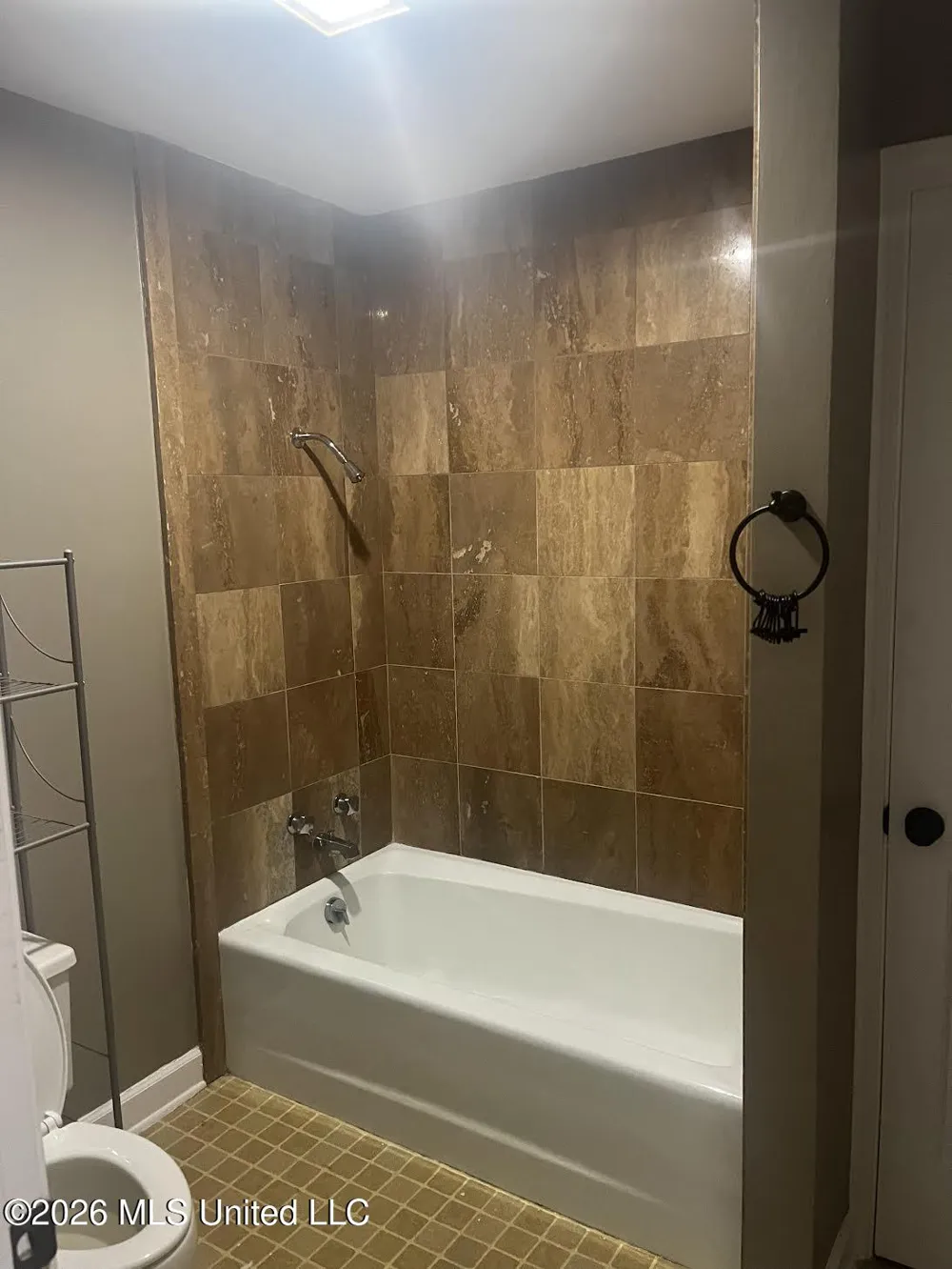 2110 Carol Street Greenville, MS 38703