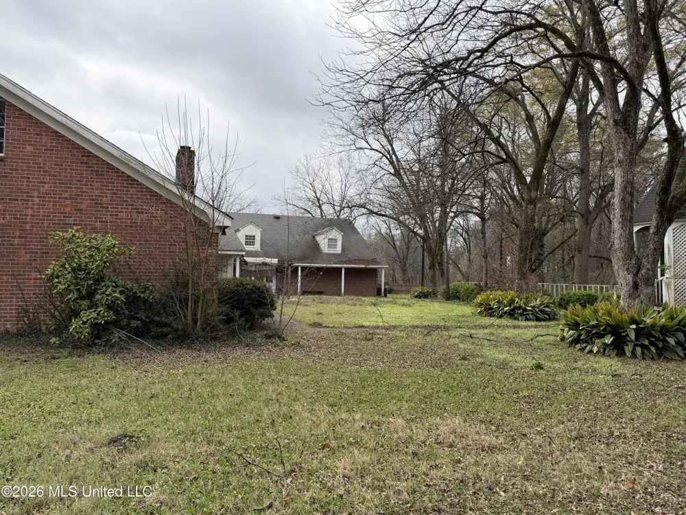 2110 Carol Street Greenville, MS 38703