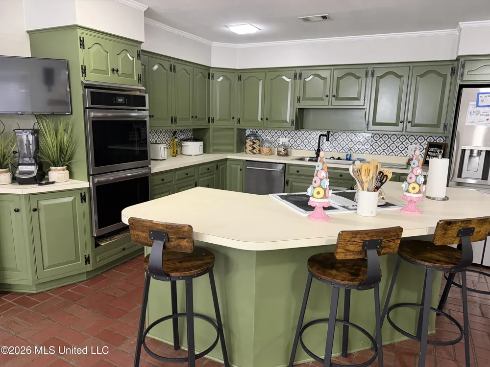 2110 Carol Street Greenville, MS 38703