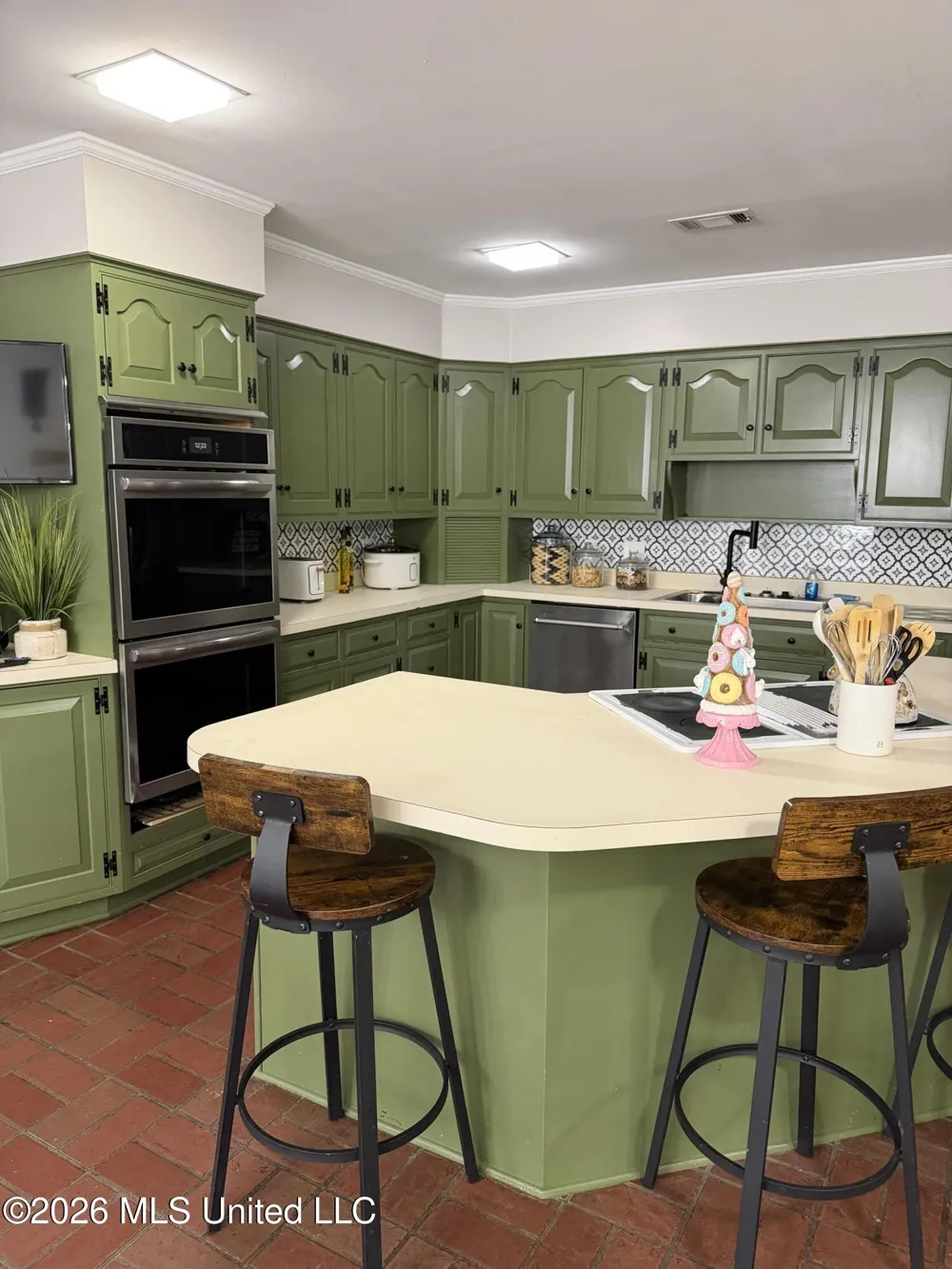2110 Carol Street Greenville, MS 38703