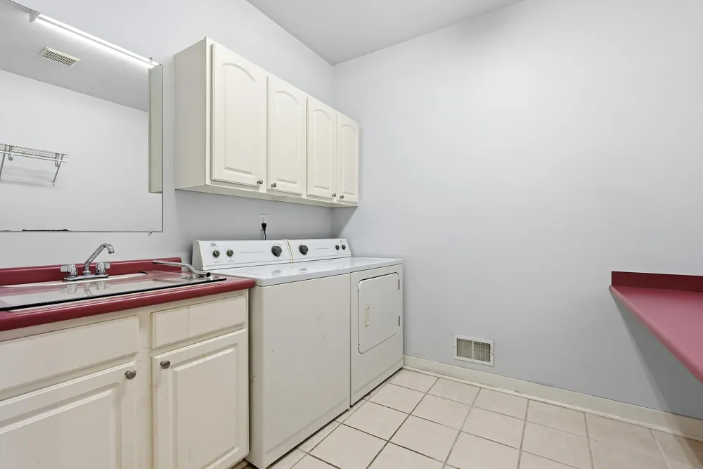 7625 Timberview Avenue Texas Charter Township, MI 49009