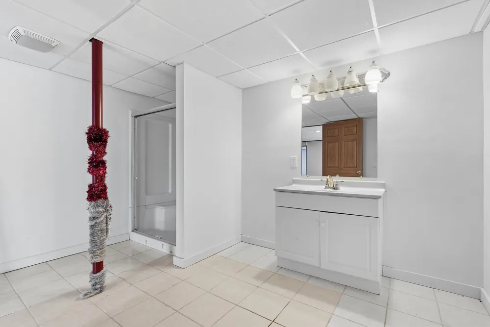 7625 Timberview Avenue Texas Charter Township, MI 49009