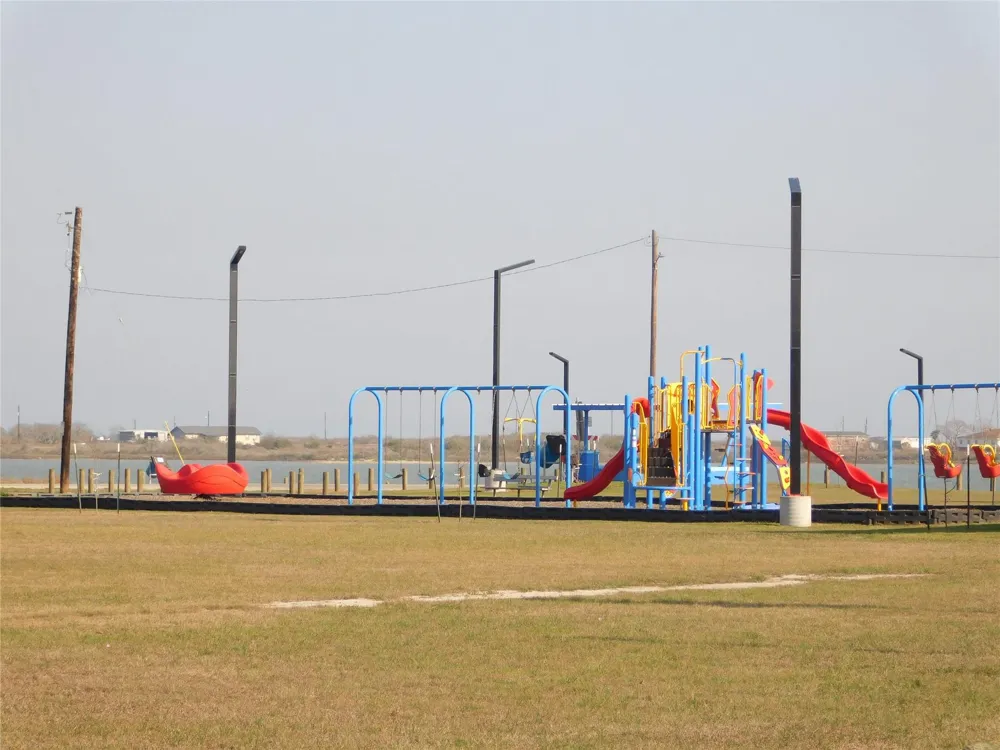 266 1st Street Port Lavaca, TX 77979