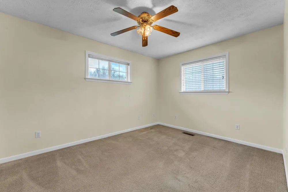 305 Medlin Pike Evensville, TN 37332